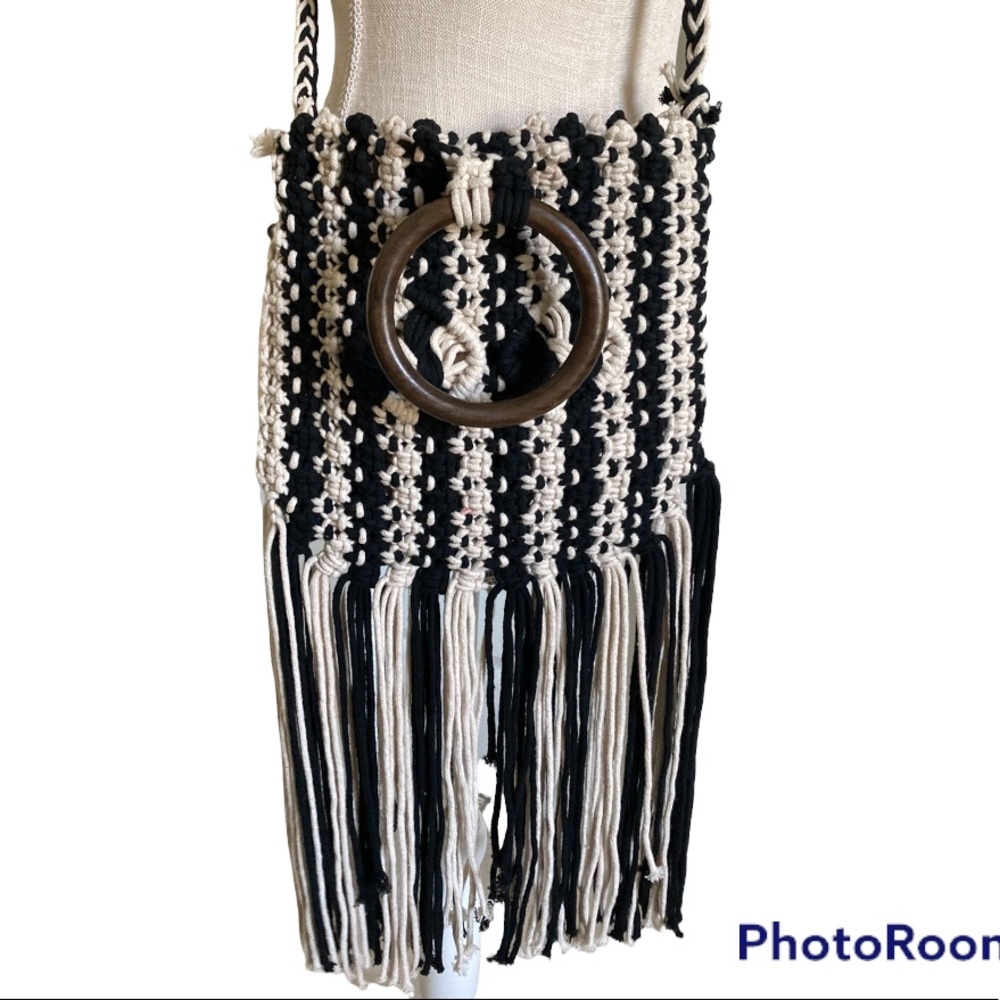 Fifth & Luxe Fringe Macramé Crossbody Boho Handbag Black & Tan Braided New